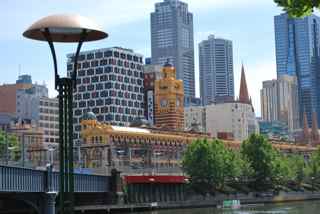Old and new side by side, viewed from South Bank
